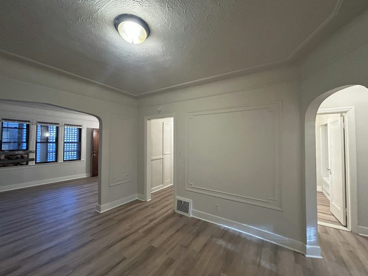 4401 Buckingham, Unit 1 - Photo 7 of 20