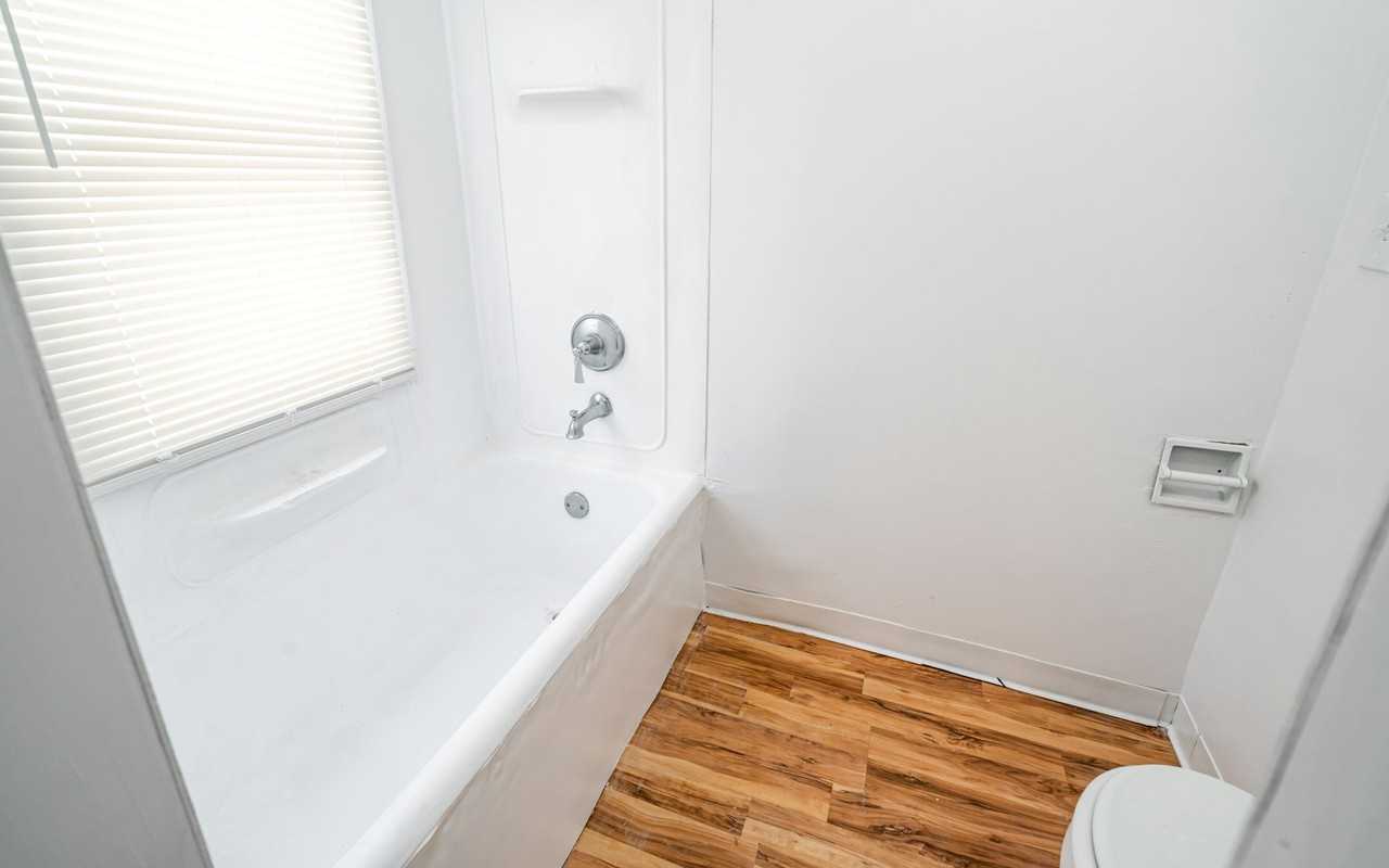 2955 North 17th Street, Unit B - Photo 3 of 15