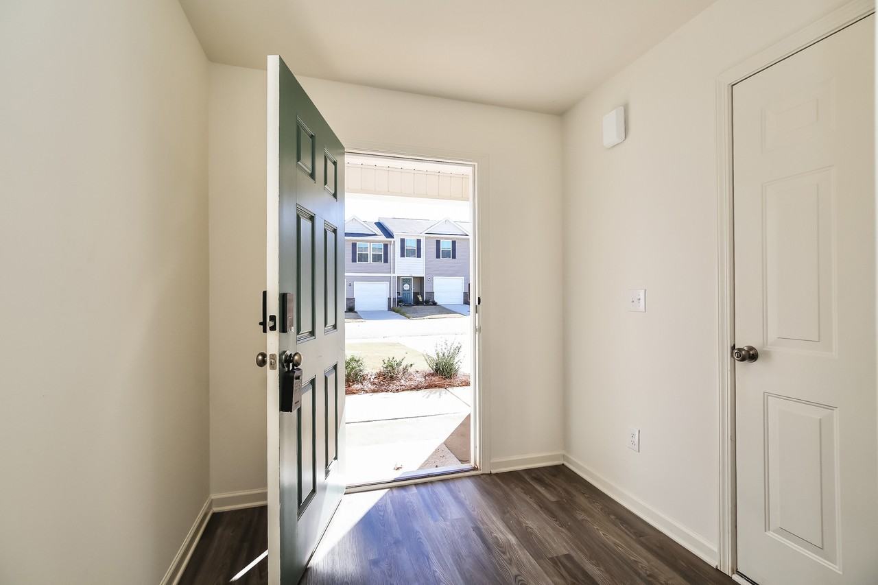 109 Span Ln #1 - Photo 3 of 17