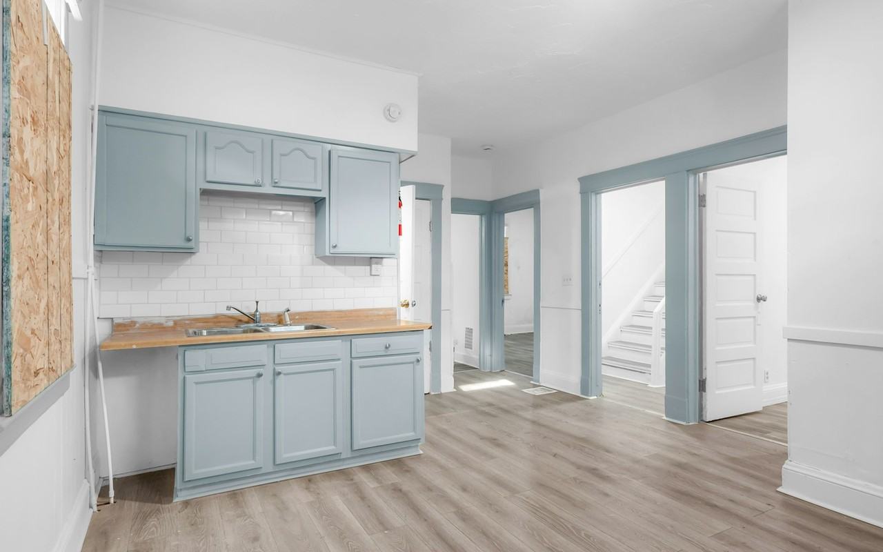 15322 Yorick Avenue, Unit A - Photo 4 of 14