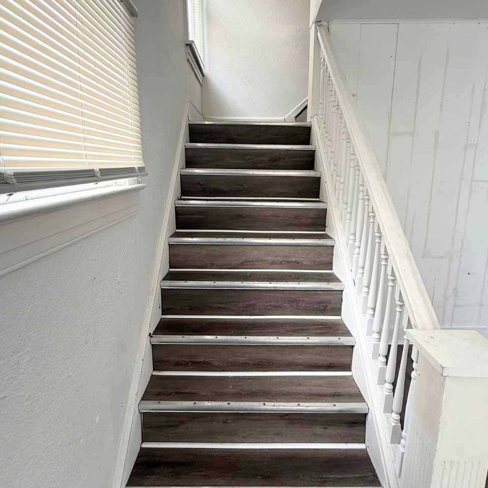 3866 West 41st Street - Photo 6 of 7