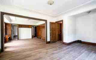 featured image of 2809 N 40th St #UP