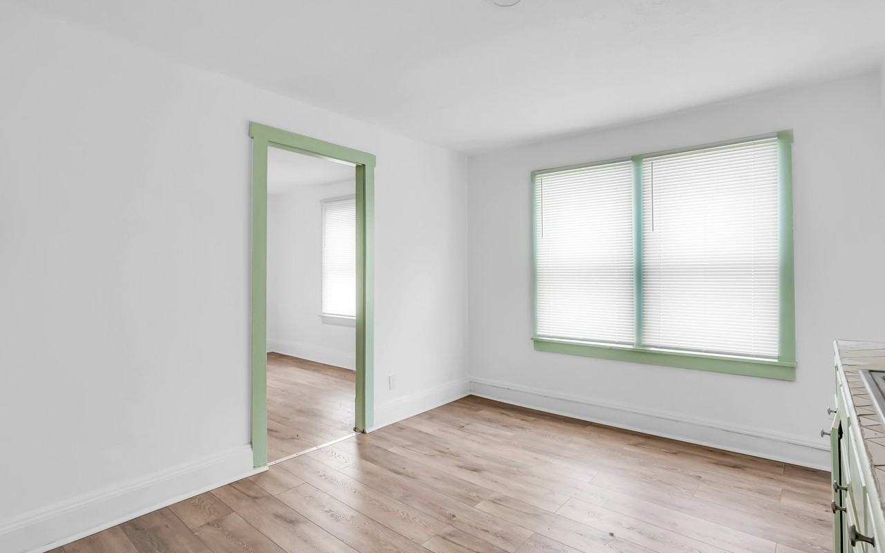 509 East 143rd Street, Unit Unit B - Photo 6 of 10