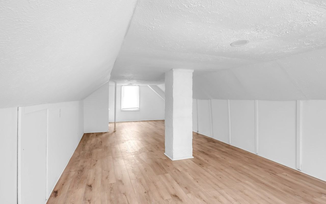 509 East 143rd Street, Unit Unit B - Photo 7 of 10