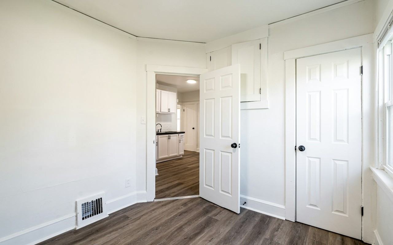 3151 North 11th Street, Unit A - Photo 4 of 22