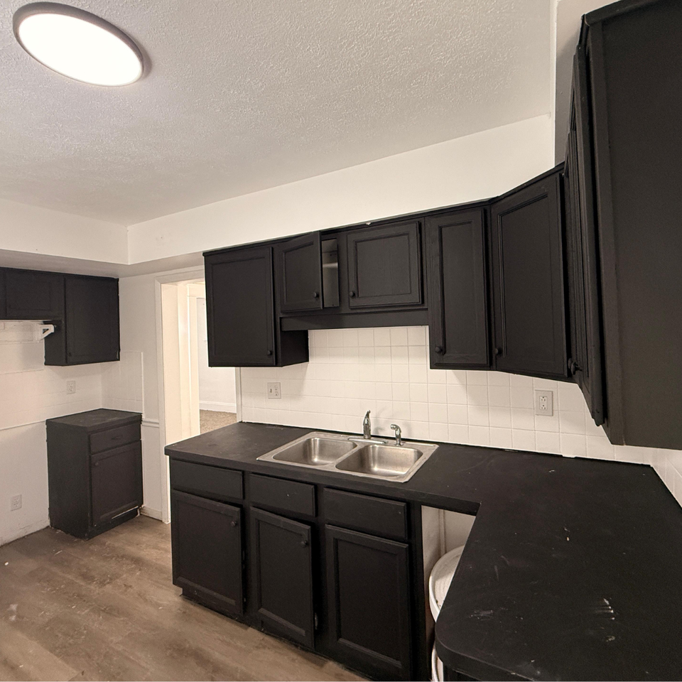 14504 Ardenall Avenue - Photo 2 of 9