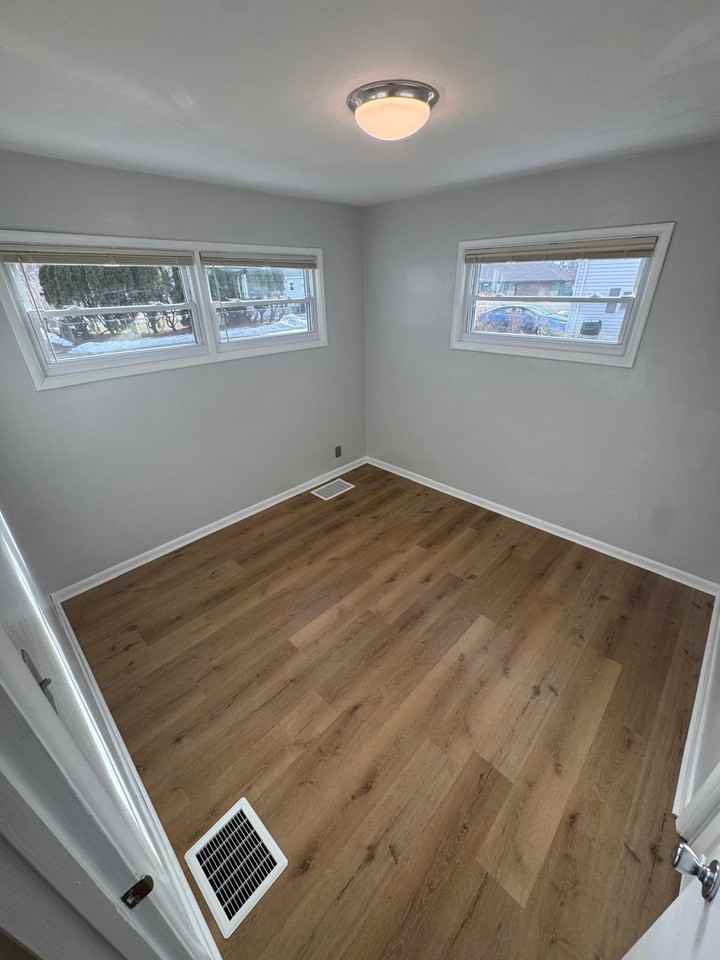 507 Maplewood Dr - Photo 6 of 12