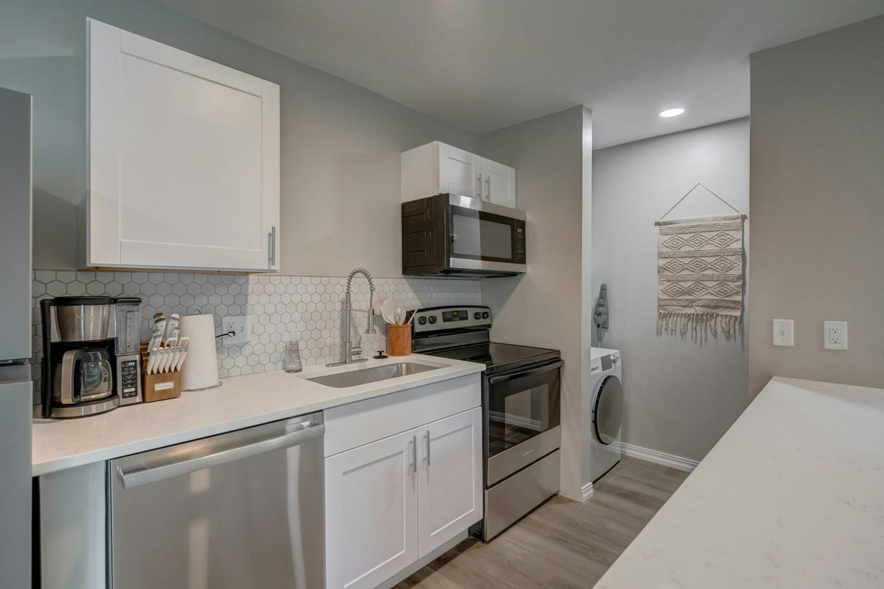 1230 East Dayton Street, Unit 2 - Photo 7 of 16