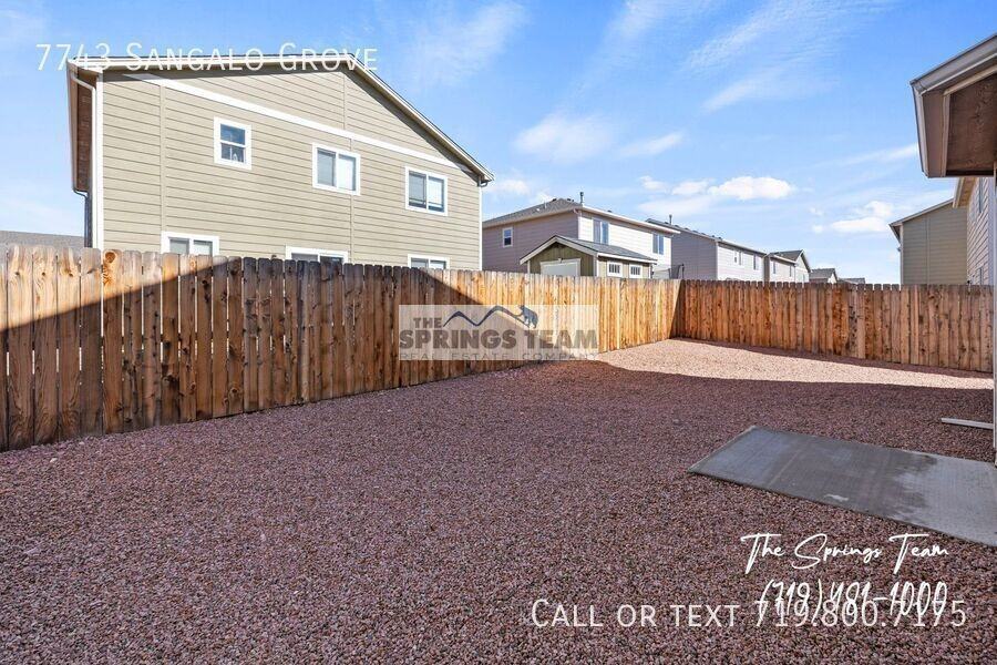 7743 Sangalo Grv - Photo 6 of 46