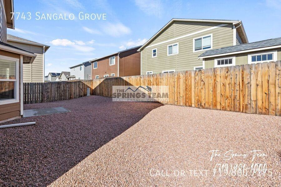 7743 Sangalo Grv - Photo 7 of 46