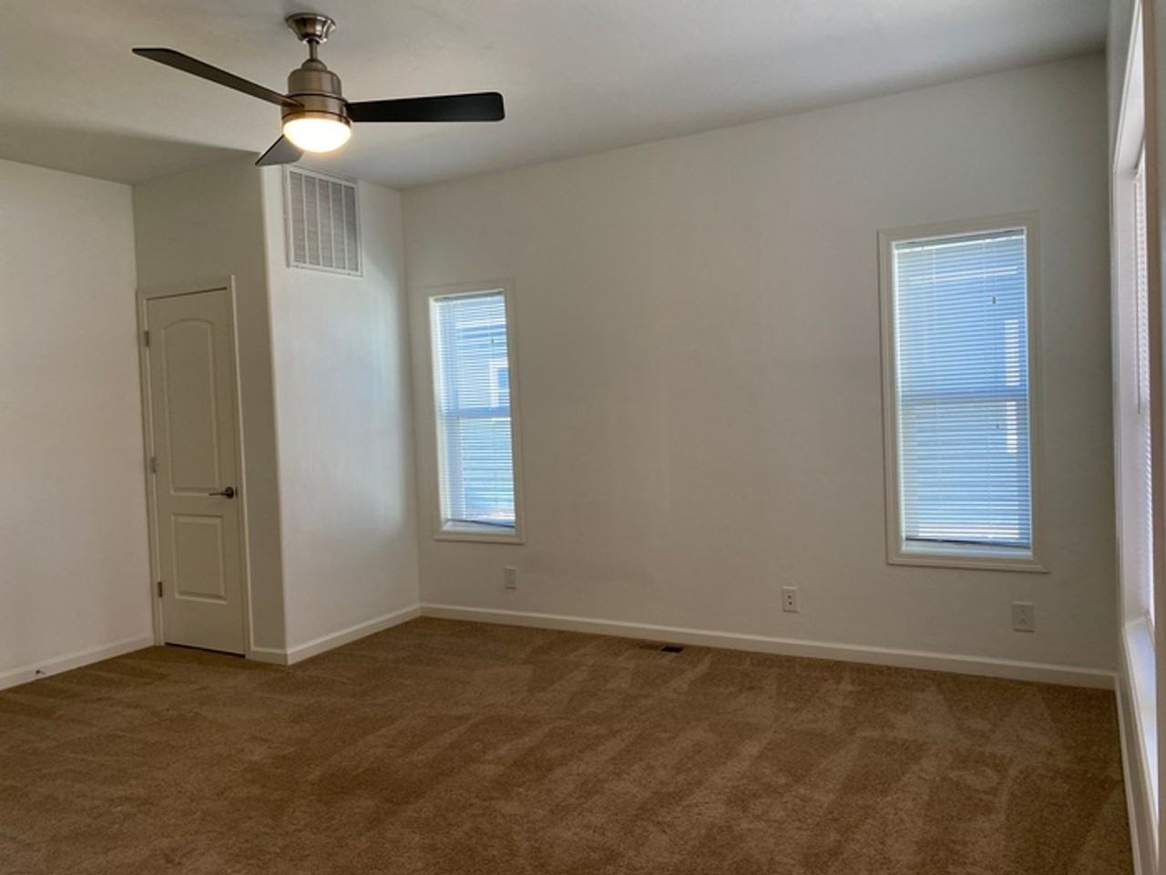 509 E Kiowa St #102 - Photo 3 of 50