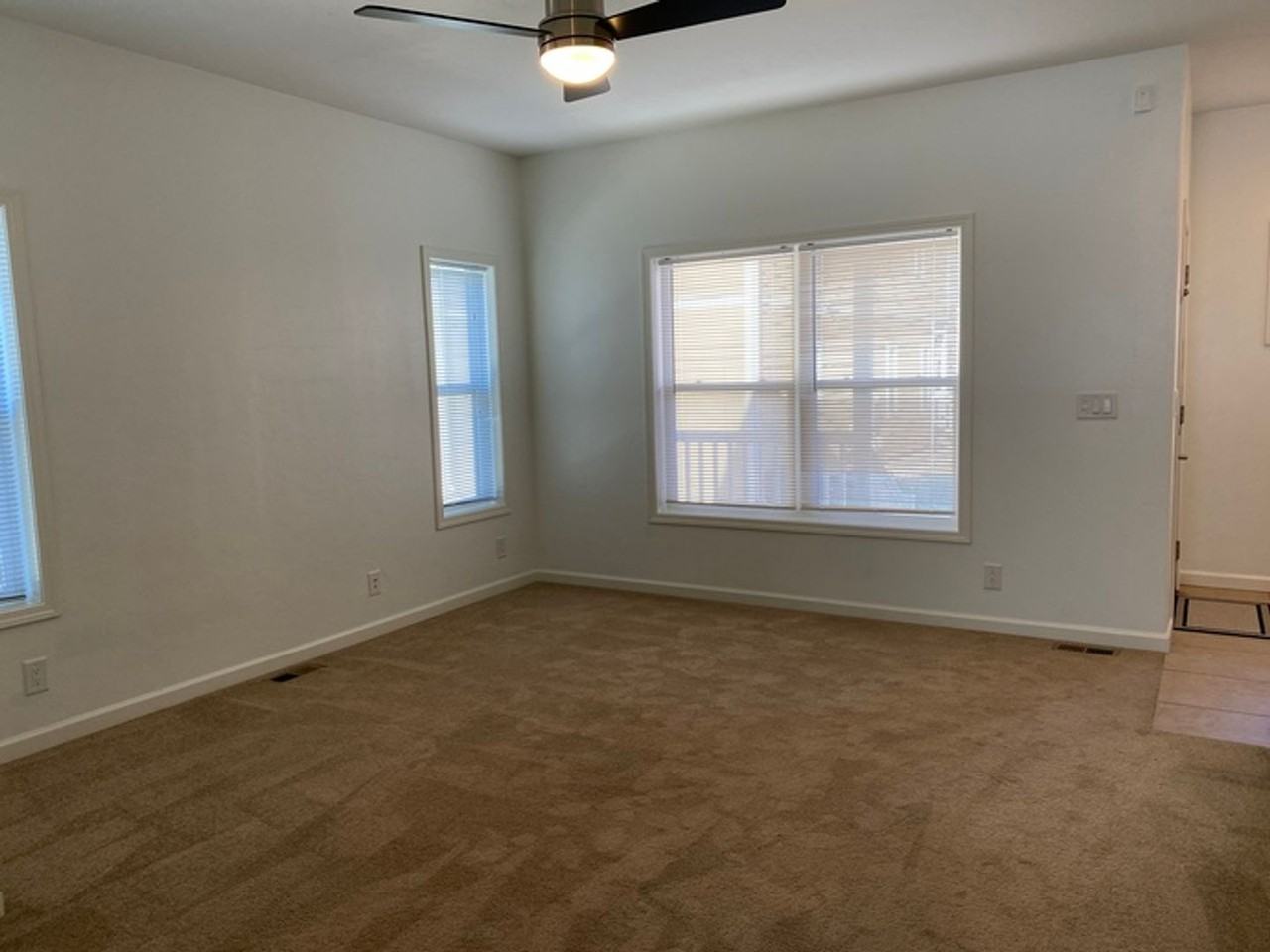 509 E Kiowa St #102 - Photo 4 of 50