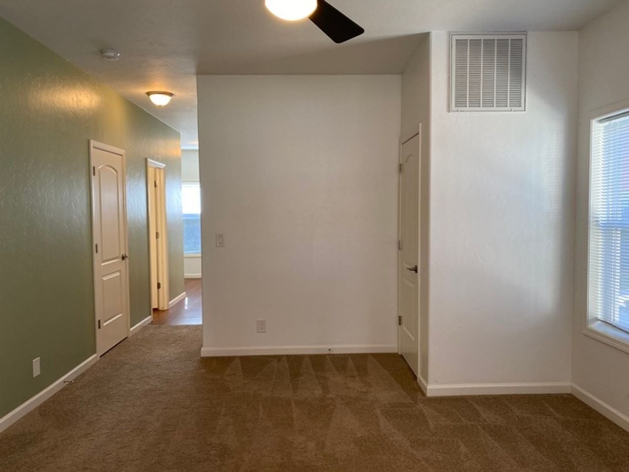 509 E Kiowa St #102 - Photo 6 of 50