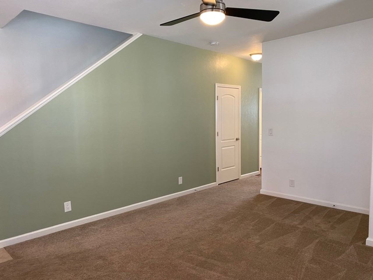 509 E Kiowa St #102 - Photo 7 of 50