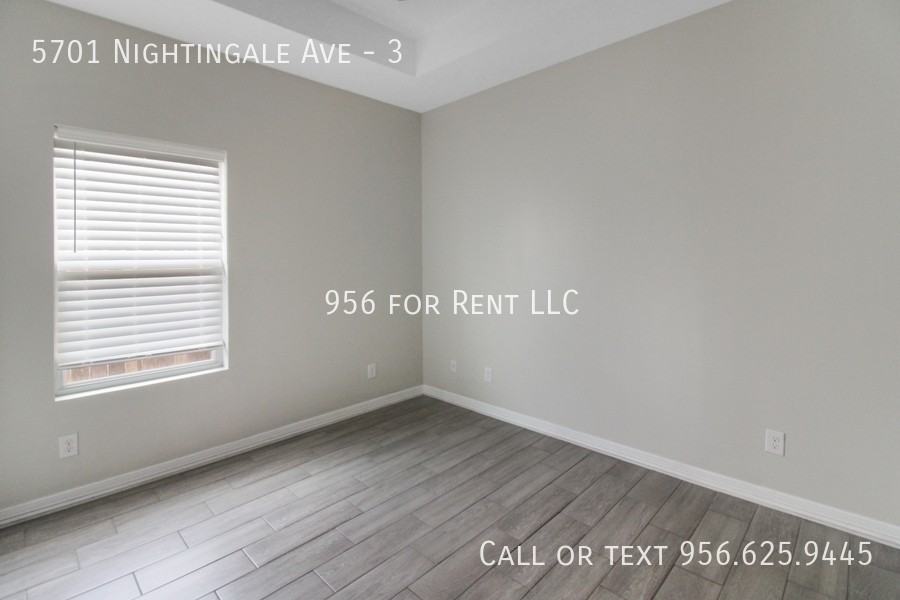 5701 Nightingale #3 - Photo 7 of 10