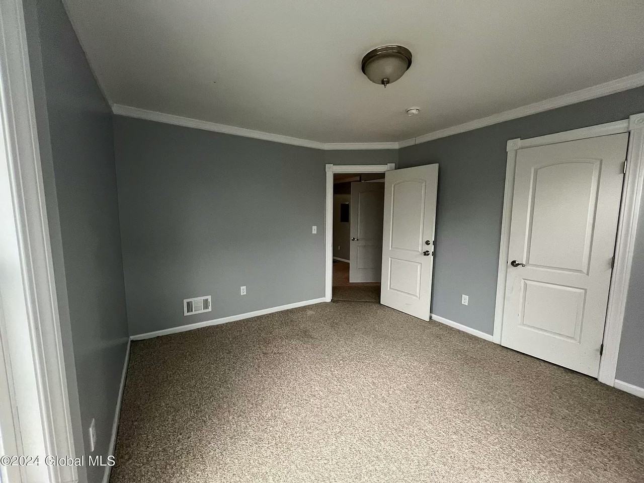 10 Highland Terrace, Unit 2 - Photo 4 of 13