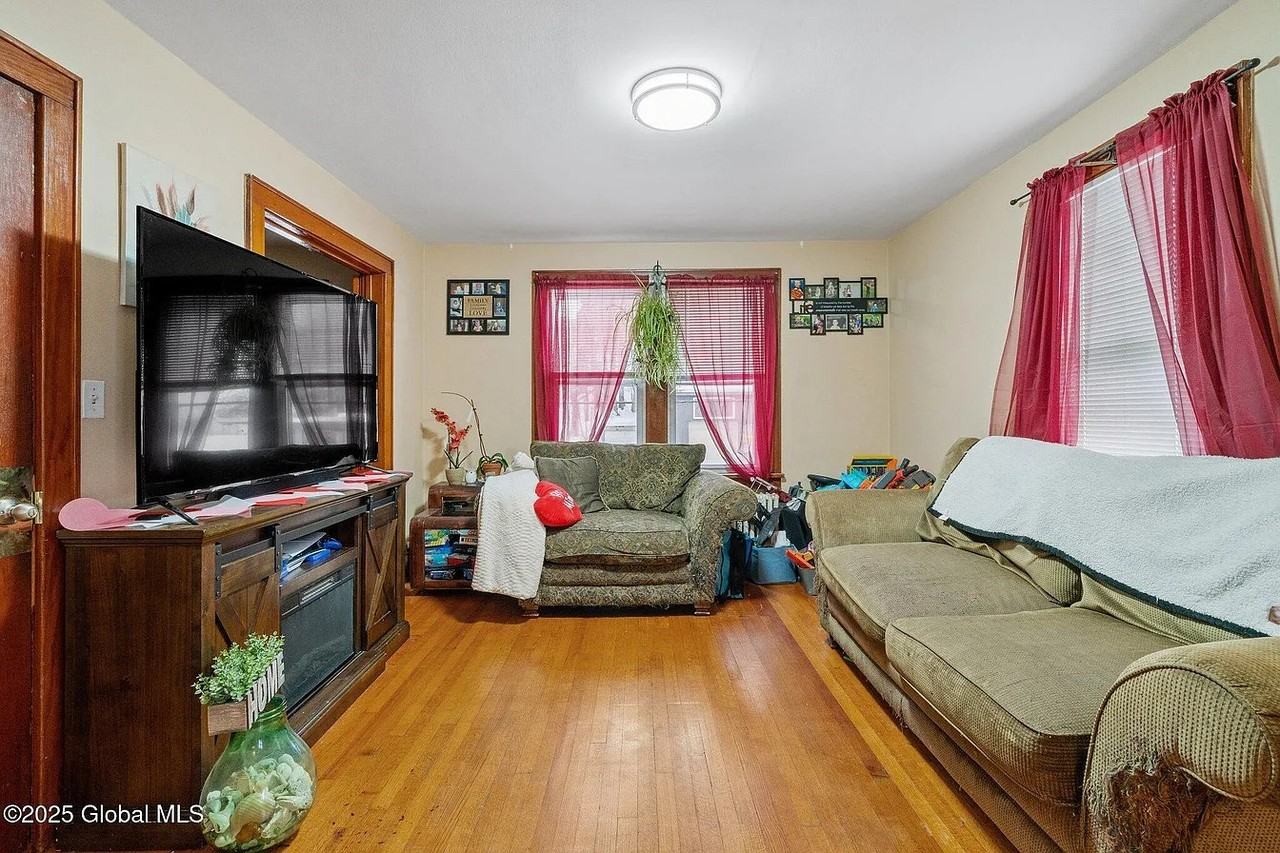 301 South Main Street, Unit 2 - Photo 7 of 20