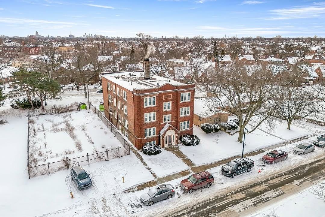 1705 Oakman Boulevard, Unit 10 - Photo 7 of 9