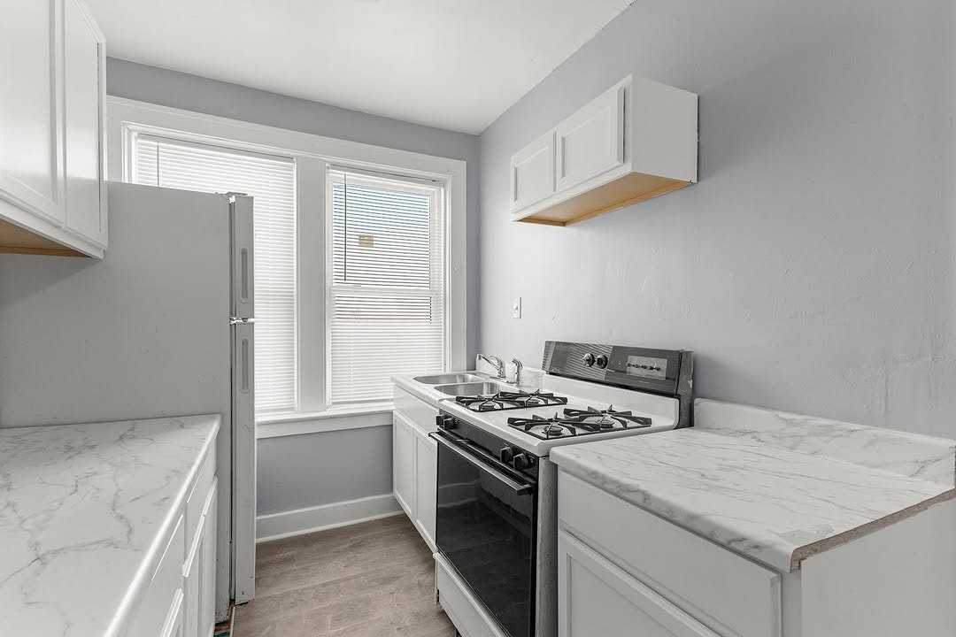 1705 Oakman Boulevard, Unit 12 - Photo 4 of 7