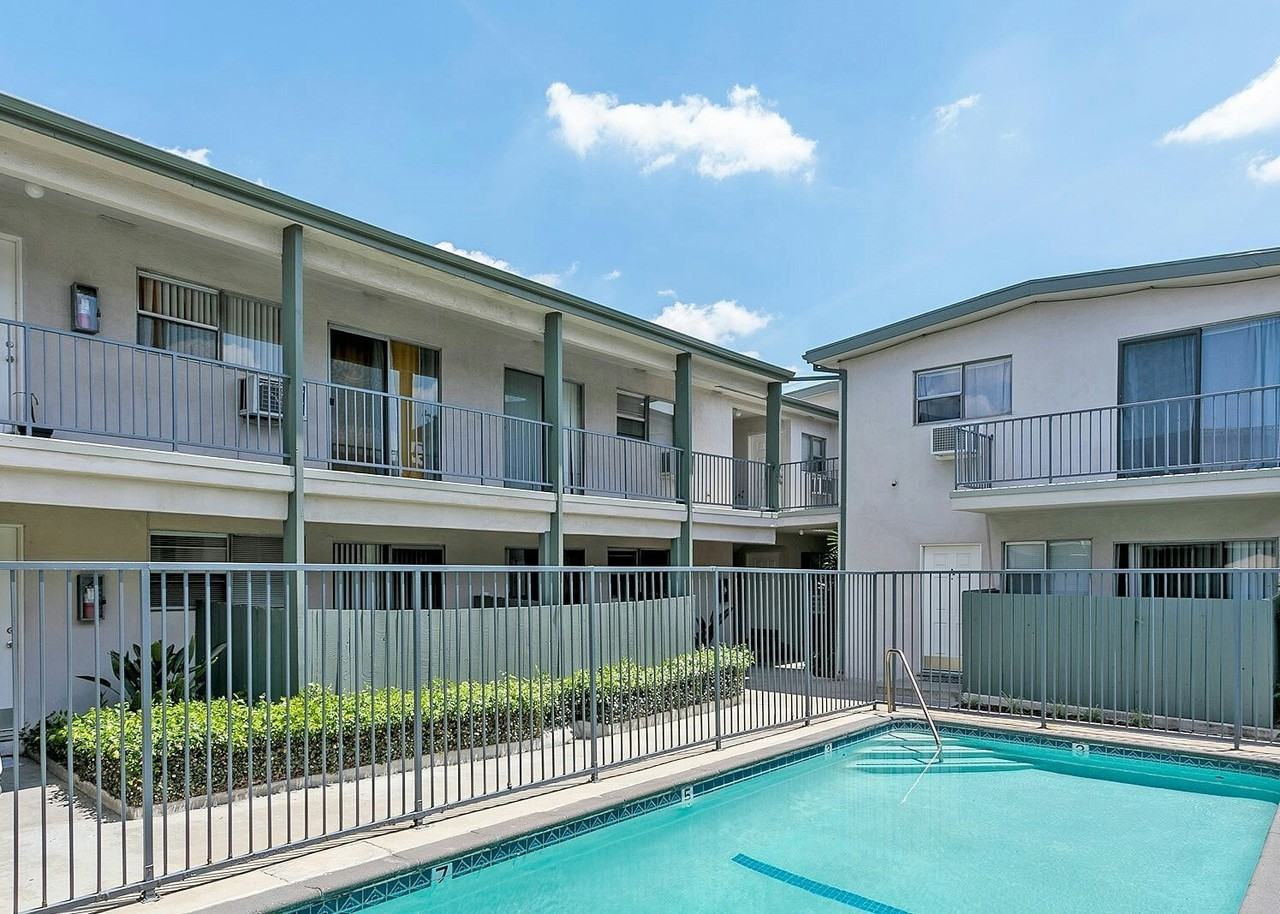 101 East Beacon Street, Unit D - Photo 2 of 17