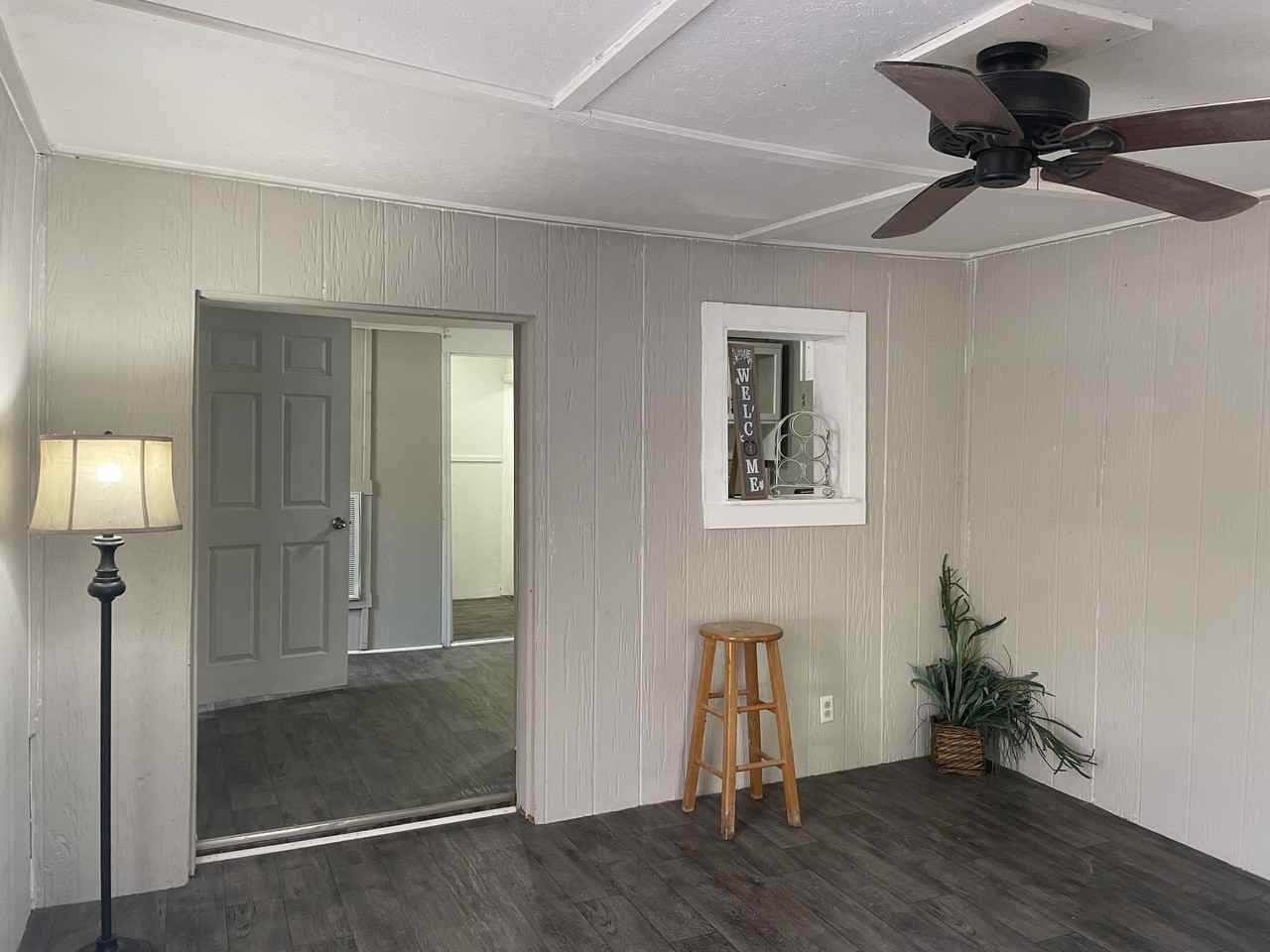 827 Cumberland Dr - Photo 5 of 10