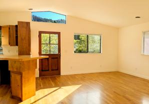 423 Shoreline Hwy, Unit Back - Photo 1 of 1