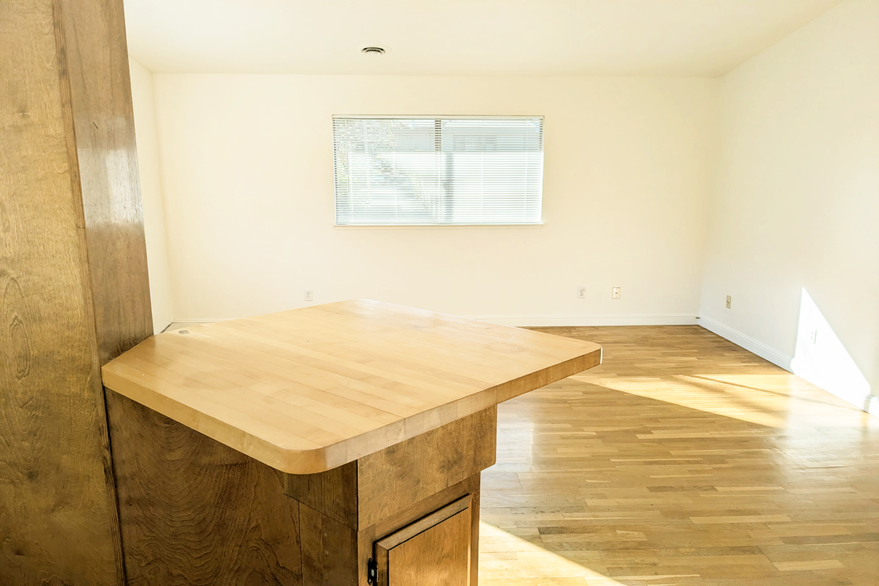 423 Shoreline Hwy, Unit Back - Photo 5 of 18