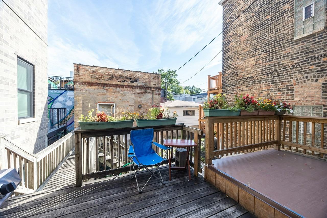 1723 North Wood Street, Unit 1 - Photo 3 of 42