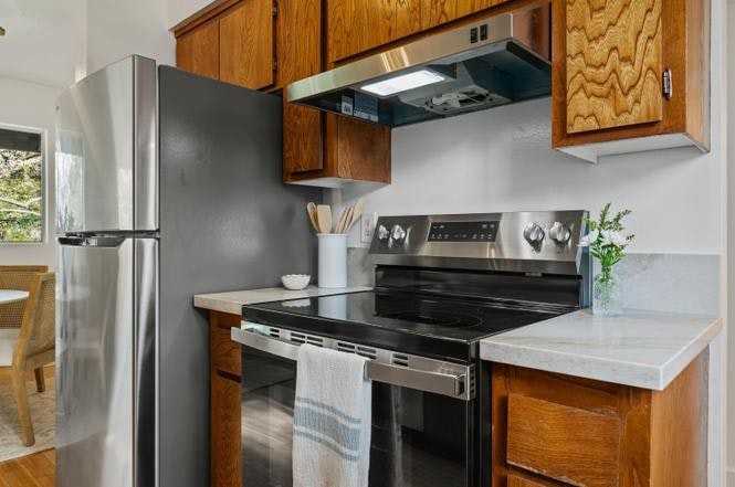 1070 Miramonte Drive, Unit 55A - Photo 6 of 19
