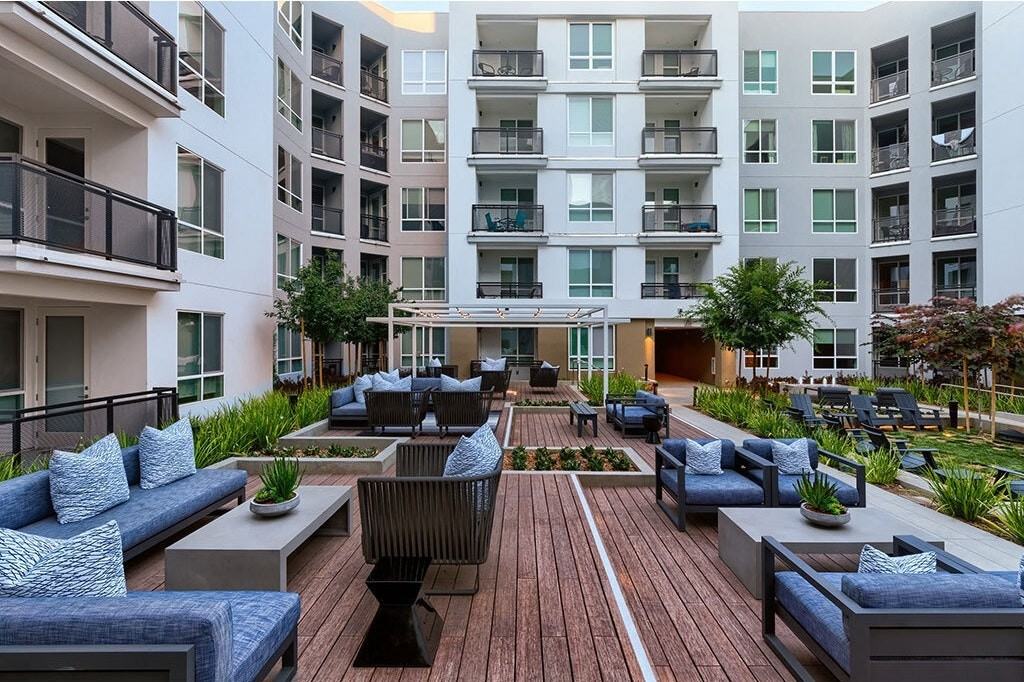 540 North Central Avenue, Unit 212 - Photo 7 of 12