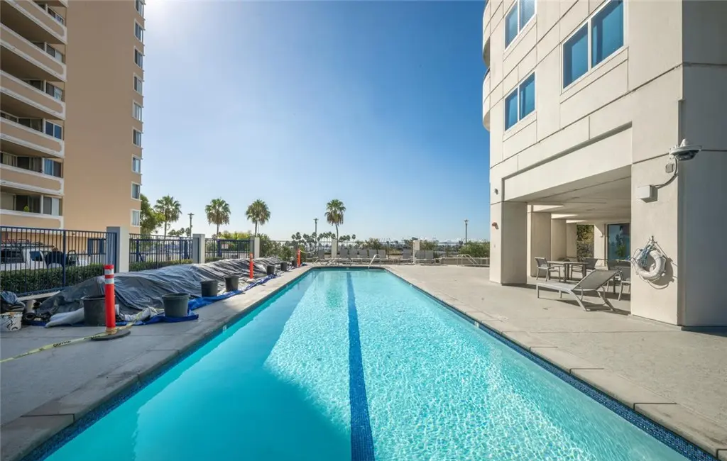 525 East Seaside Way, Unit 215 - Photo 6 of 21