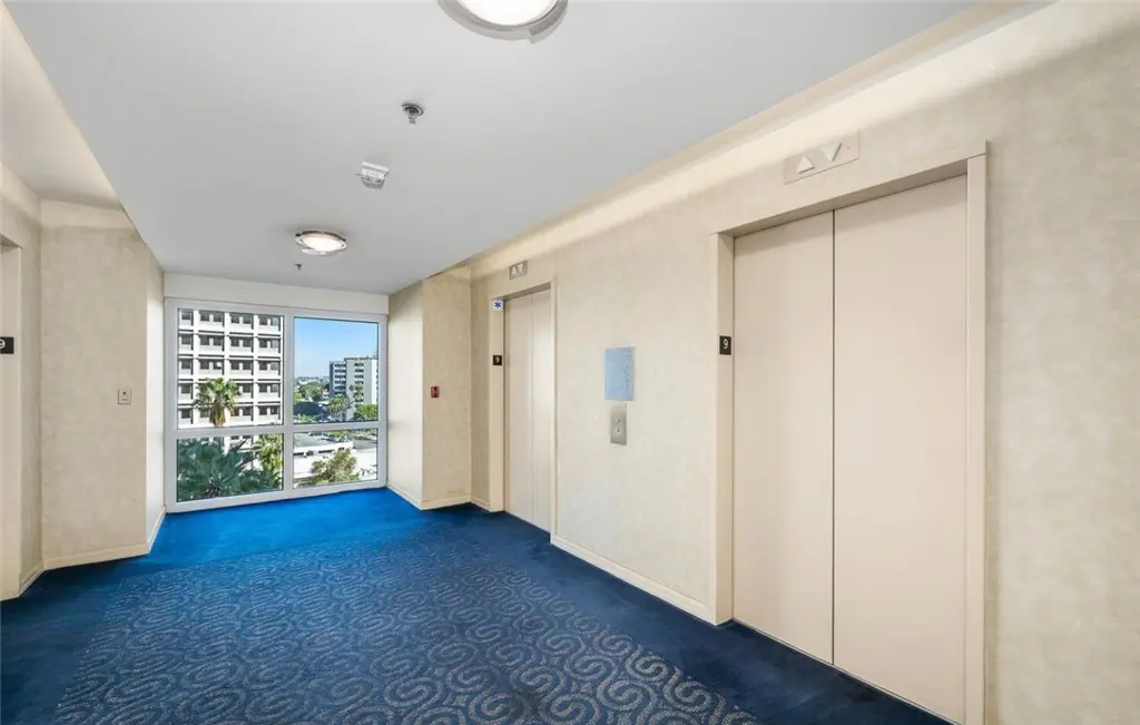 525 East Seaside Way, Unit 215 - Photo 7 of 21