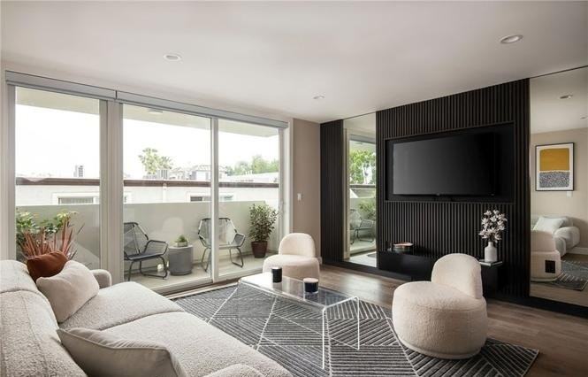 380 Cordova Street, Unit 72A - Photo 3 of 20