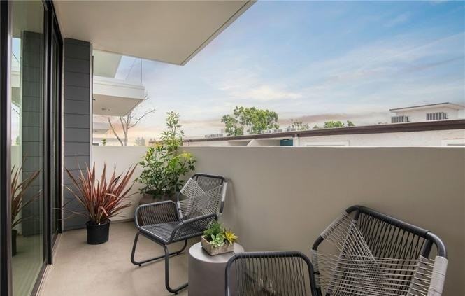 380 Cordova Street, Unit 72A - Photo 7 of 20