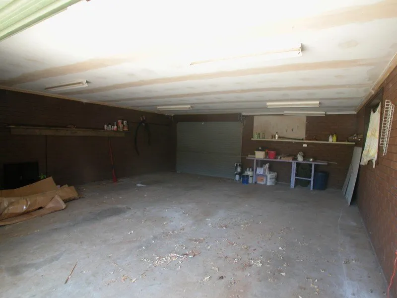 1841 S Glenn Ave - Photo 6 of 7