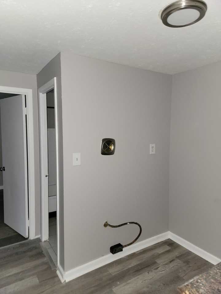 1817 Garfield Road, Unit 307 - Photo 7 of 12