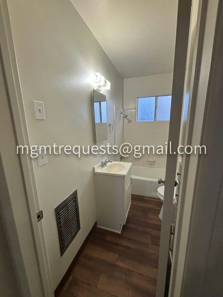 926 Edgar Ave, Unit 916 - Photo 6 of 17