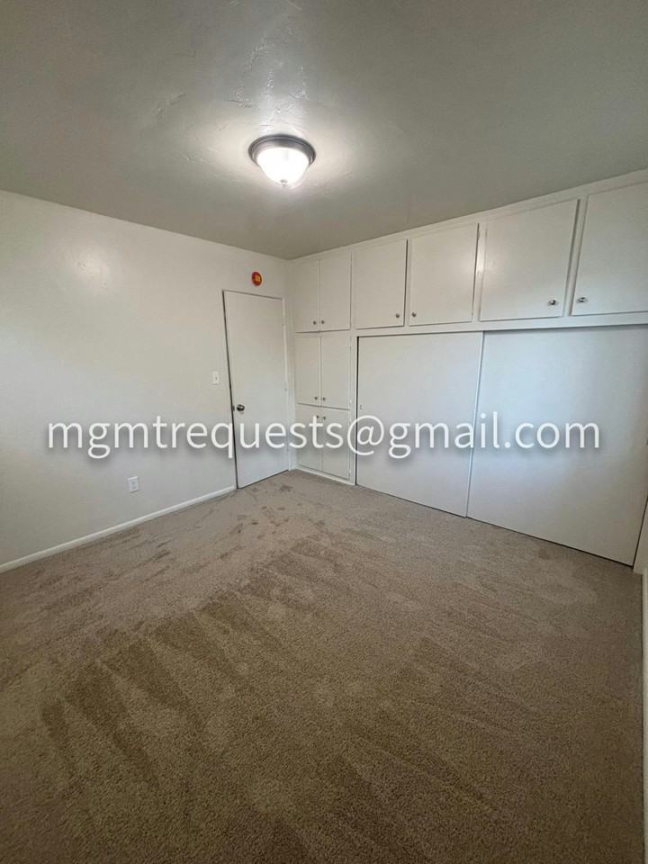 926 Edgar Ave, Unit 916 - Photo 7 of 17