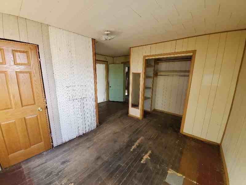 1103 Broadway Street - Photo 6 of 14