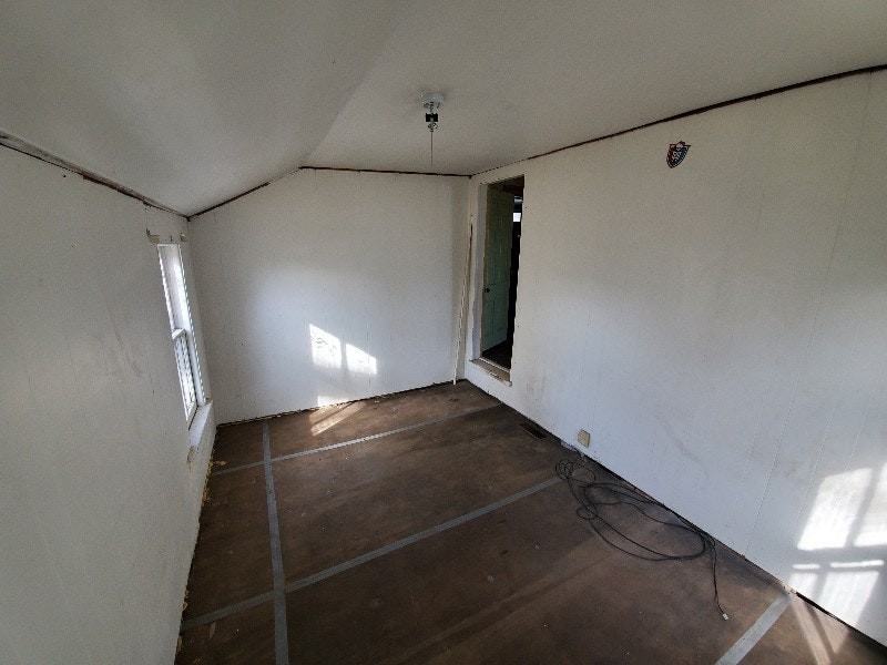 1103 Broadway Street - Photo 7 of 14