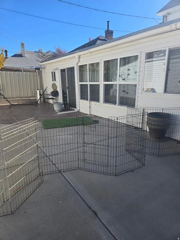 82W 200N, Unit 5 - Photo 4 of 4