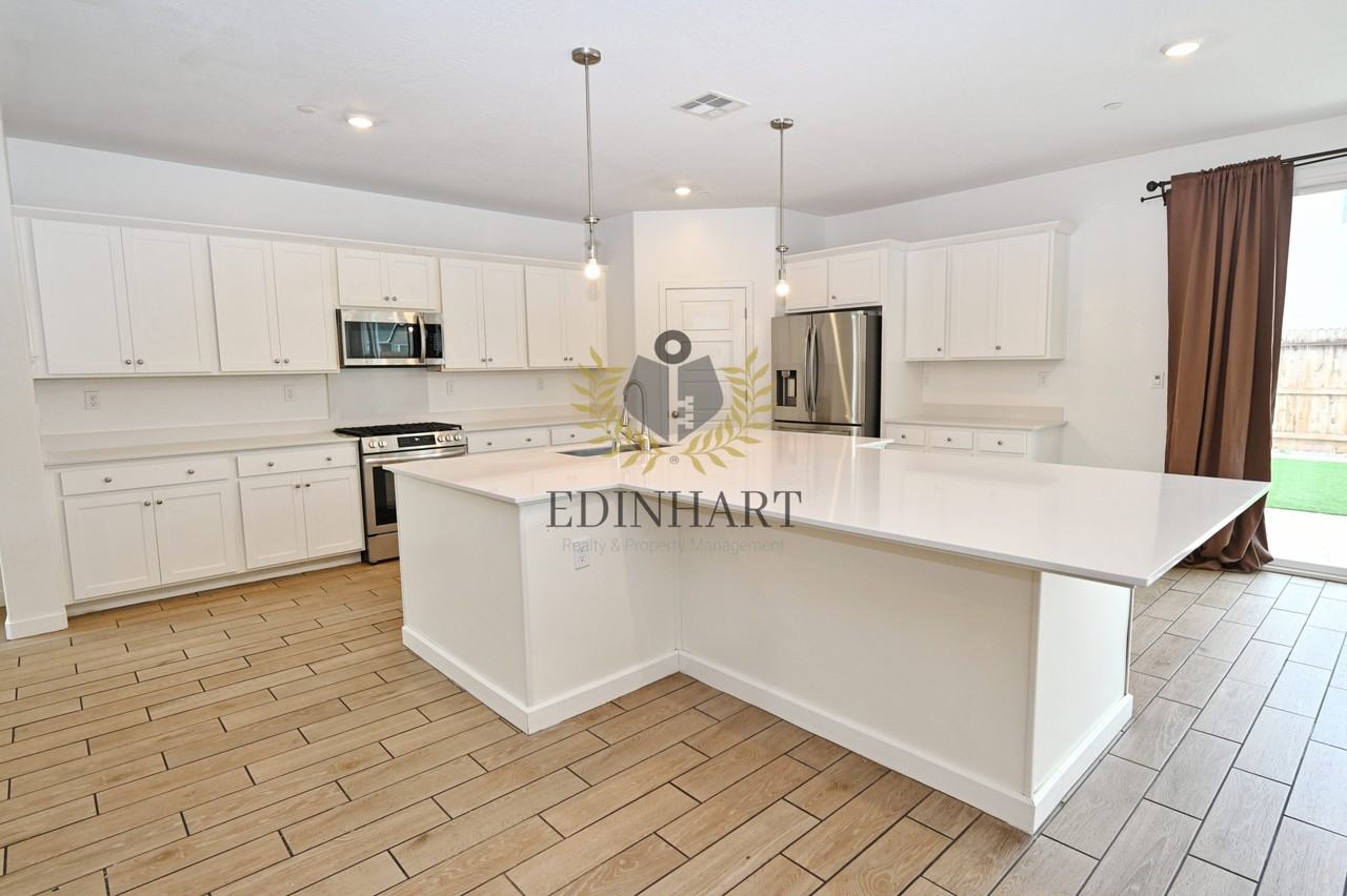 6342 E Robinson Ave #1 - Photo 2 of 48