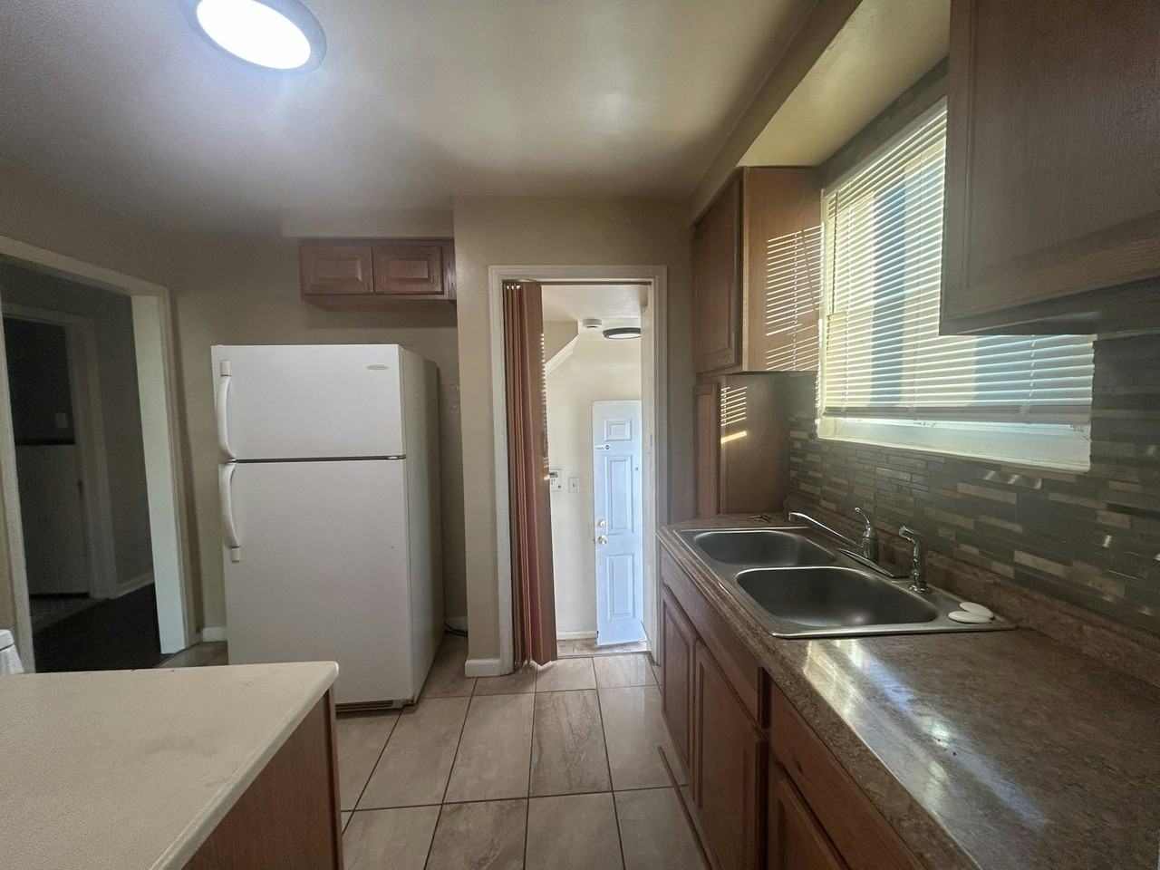 18000 Pinehurst Street - Photo 2 of 20