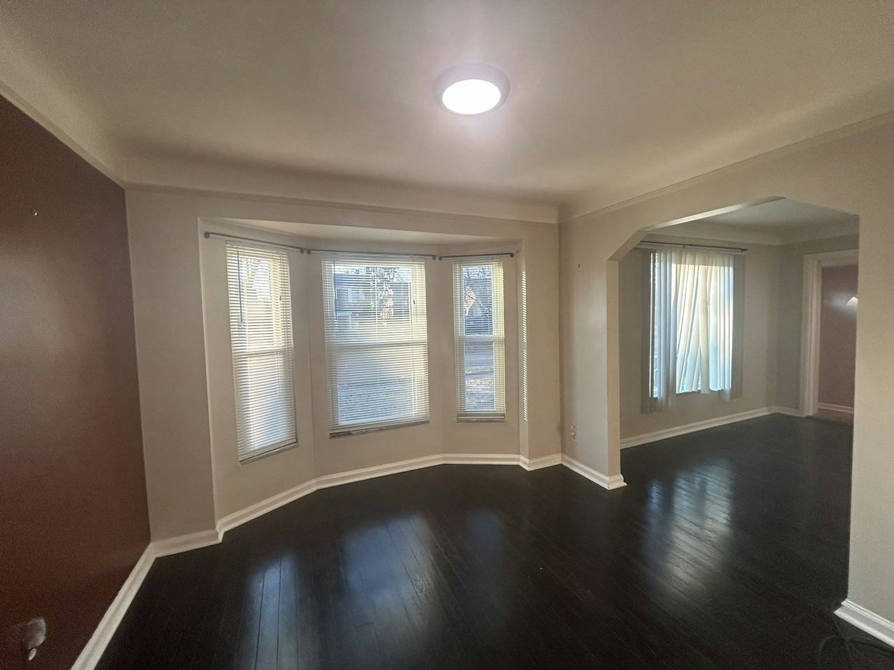 18000 Pinehurst Street - Photo 5 of 20