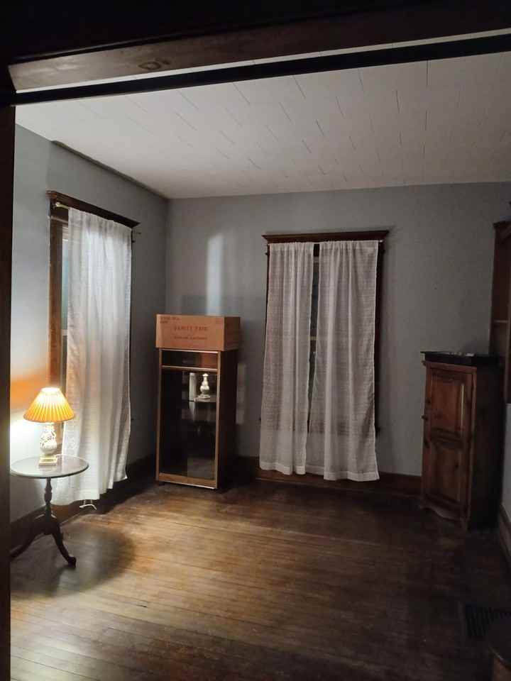 315 Boyden St - Photo 3 of 20