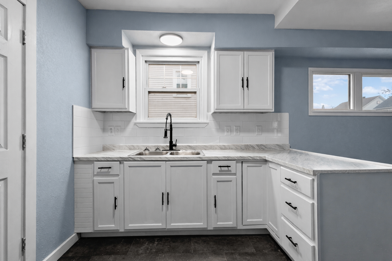 4123 Packard Road - Photo 3 of 20