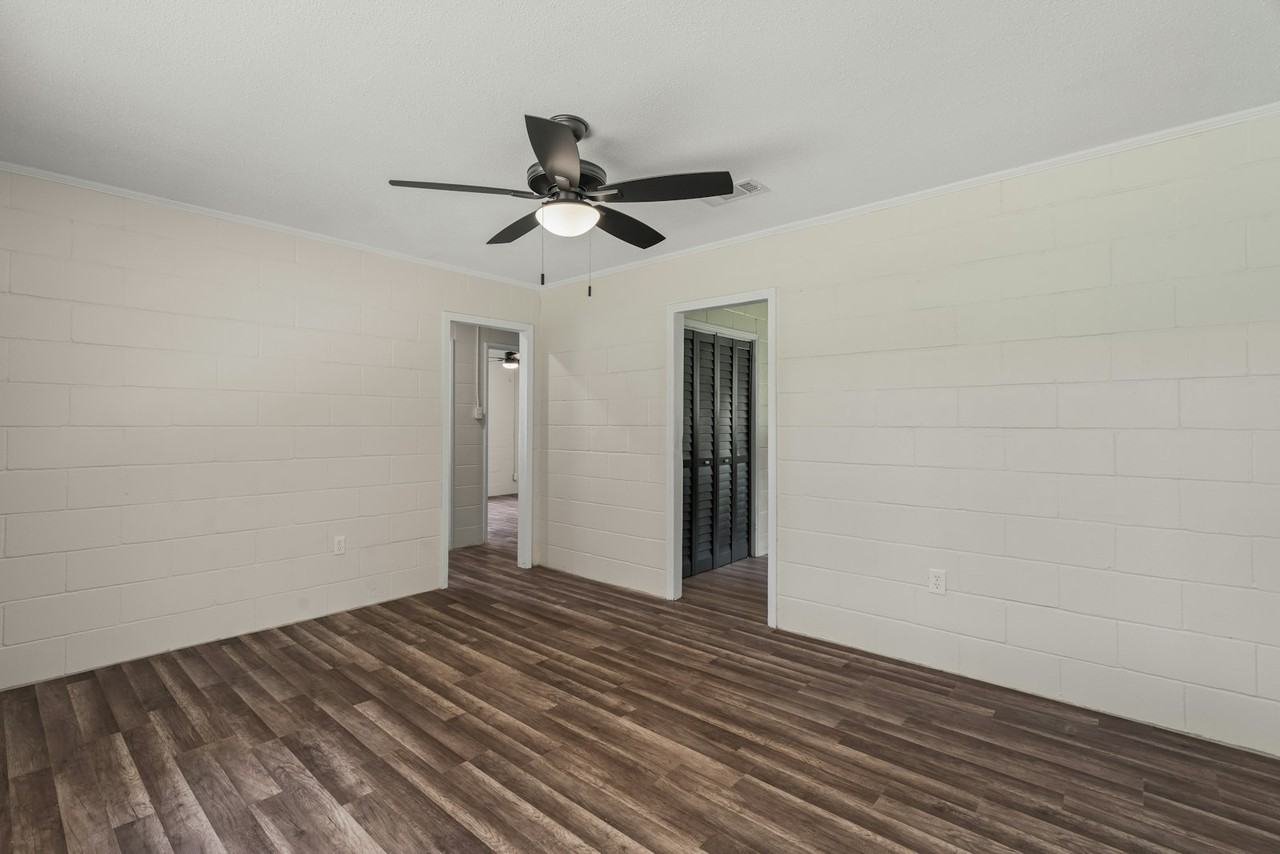 34 Princess Court - Photo 3 of 11