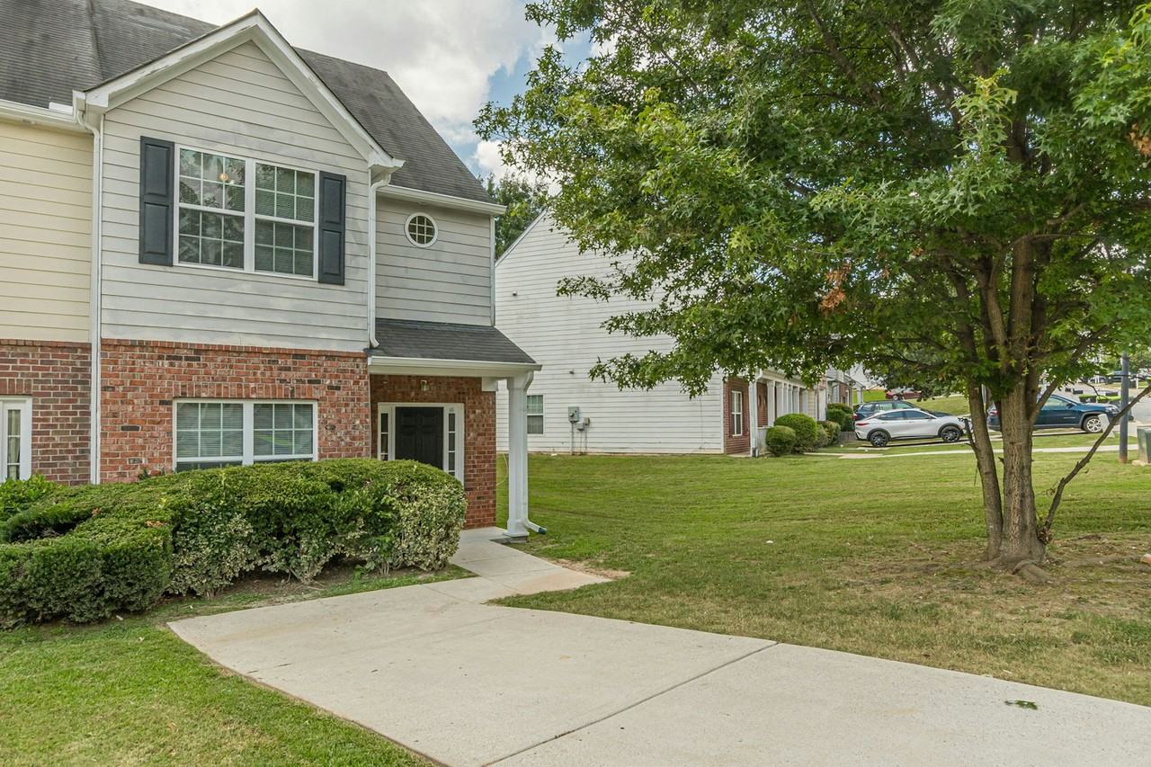 274 Brookview Drive - Photo 2 of 50