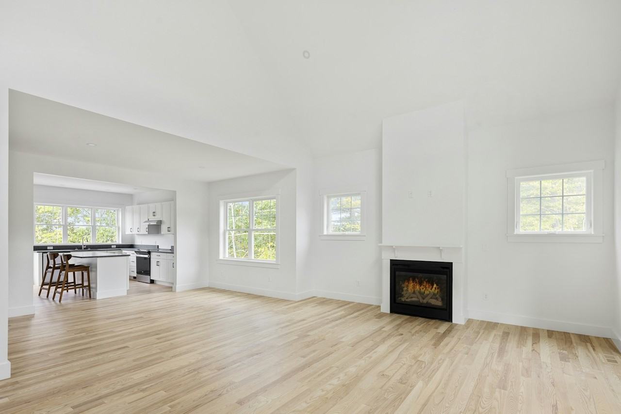 2 Honey Hill Lane - Photo 3 of 16