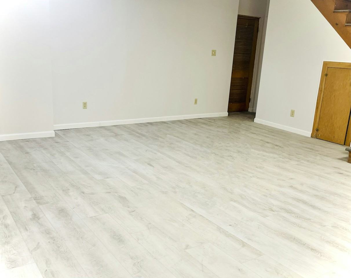 1491 East Maiden Street, Unit 5 - Photo 6 of 8